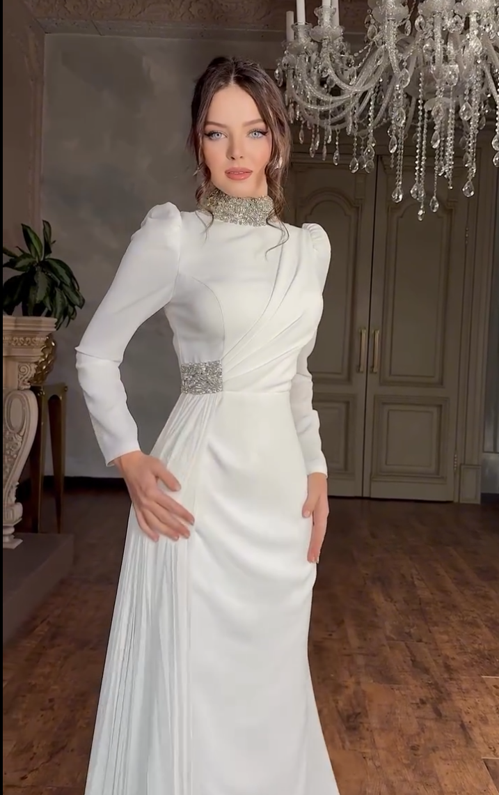 Ethereal White Charm – Muhtarma